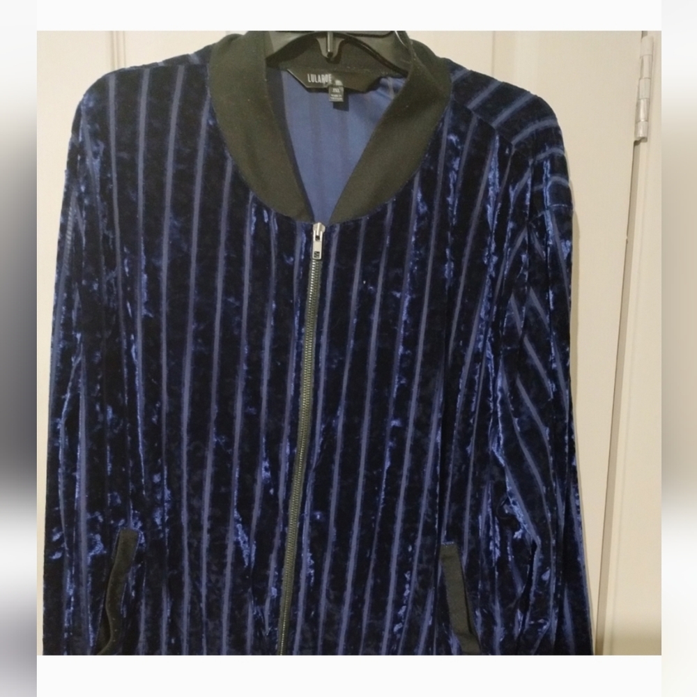 NWOT 3X LuLaRoe Crop Velvet Jacket